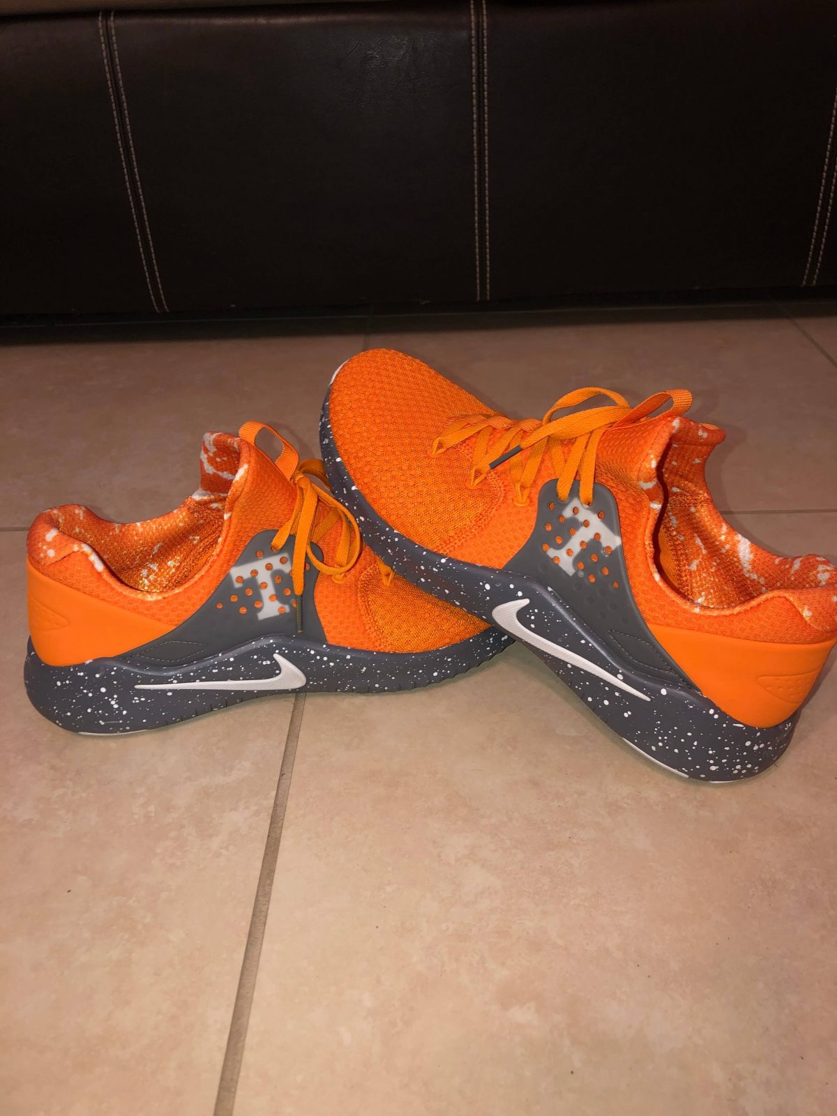 tennessee orange nike shoes